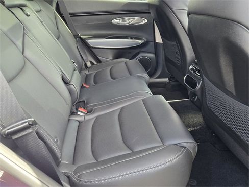 Used 2023 Genesis GV70 2.5T w/ Select Package image 15