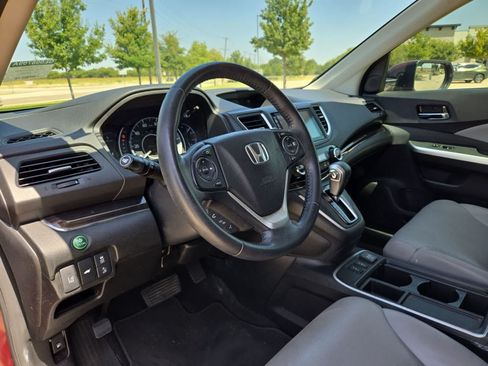 Used 2016 Honda CR-V Touring image 2