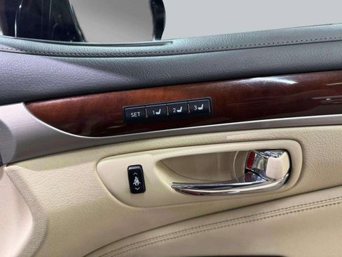 Used 2014 Lexus LS 460 image 44