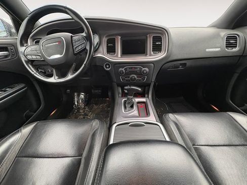 Used 2022 Dodge Charger SXT w/ Leather Interior Group RWD image 10