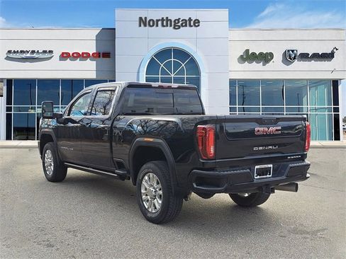 Used 2022 GMC Sierra 2500 Denali w/ Denali Ultimate Package image 3