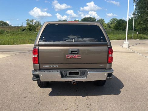 Used 2014 GMC Sierra 1500 SLT w/ SLT Preferred Package AWD/4WD image 4
