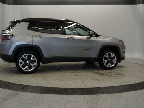 Certified 2018 Jeep Compass Limited image 10