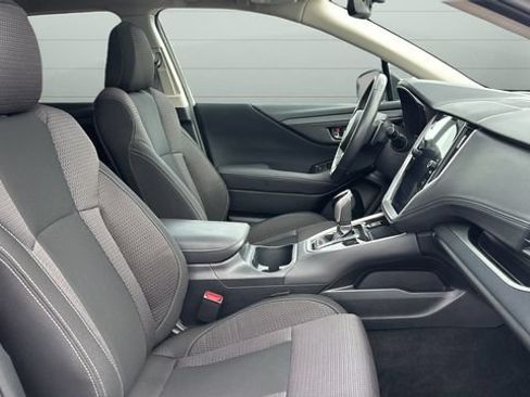 Used 2024 Subaru Outback Premium AWD/4WD image 24