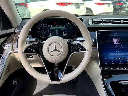 Used 2022 Mercedes-Benz S 500 4MATIC image 5