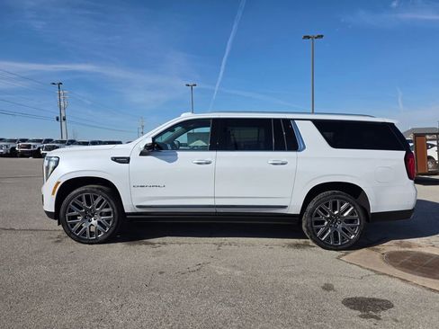 New 2026 GMC Yukon XL Denali Ultimate AWD/4WD image 4
