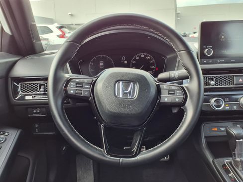 Used 2023 Honda Civic Sport image 13