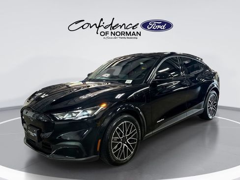 Used 2025 Ford Mustang Mach-E Premium RWD image 1