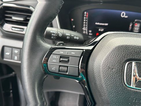 Certified 2025 Honda Pilot Elite image 21