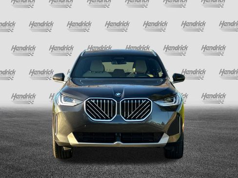 Used 2025 BMW X3 xDrive30i w/ Premium Package image 10