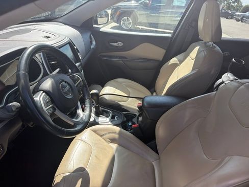 Used 2015 Jeep Cherokee Limited AWD/4WD image 4