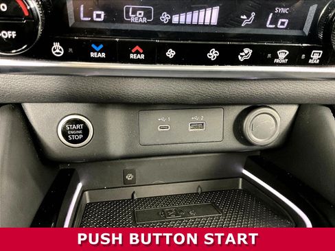 Used 2023 Nissan Rogue Platinum w/ Platinum Premium Package AWD/4WD image 16