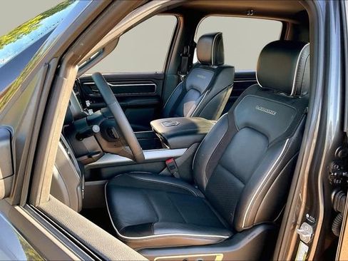 Used 2026 RAM 1500 Laramie w/ Sport Appearance Package AWD/4WD image 15