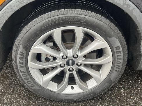 Used 2019 Lincoln MKC Select w/ Select Plus Package image 47