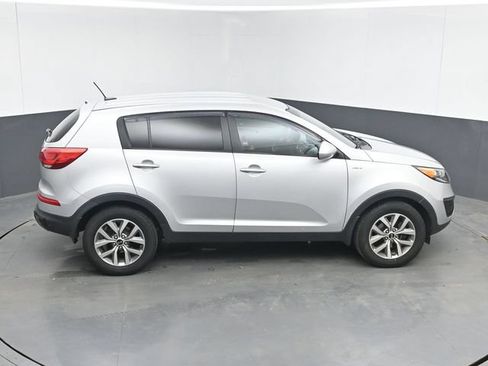 Used 2016 Kia Sportage LX AWD/4WD image 39