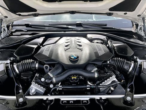 Used 2022 BMW M850i Gran Coupe xDrive AWD/4WD image 30