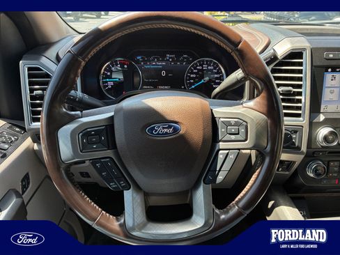 Used 2018 Ford F450 Limited AWD/4WD image 9