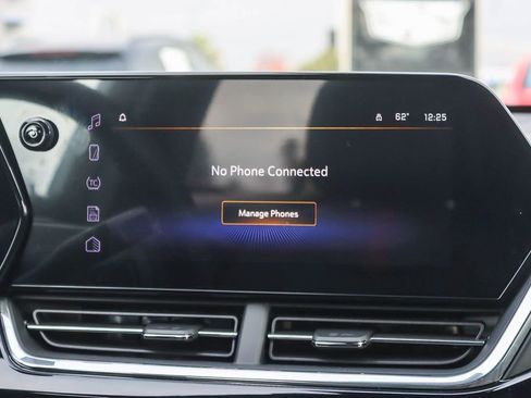 New 2026 Chevrolet Trax RS w/ Sunroof Package image 13