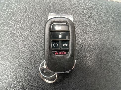 Used 2022 Honda Civic Touring image 29