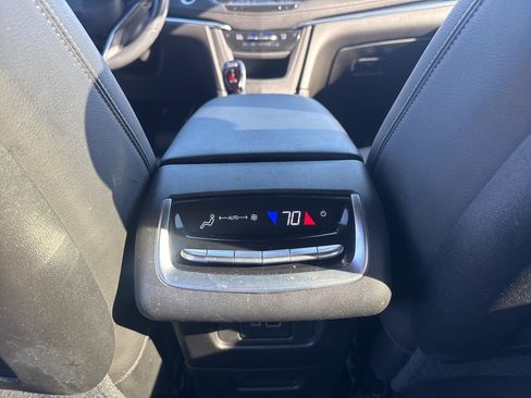 Used 2023 Cadillac XT6 Luxury image 46