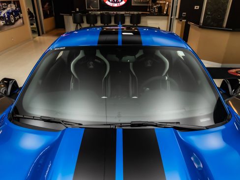 Used 2020 Ford Mustang Shelby GT500 w/ Carbon Fiber Track Pack RWD image 26
