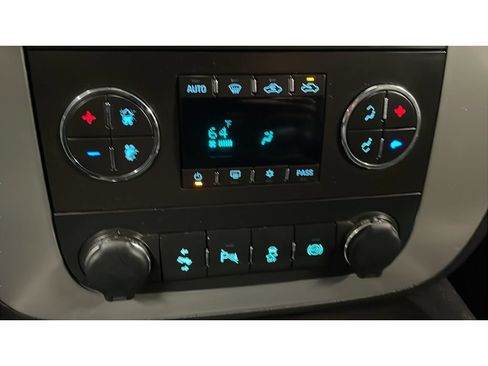 Used 2014 Chevrolet Silverado 3500 LTZ w/ LTZ Plus Package AWD/4WD image 14