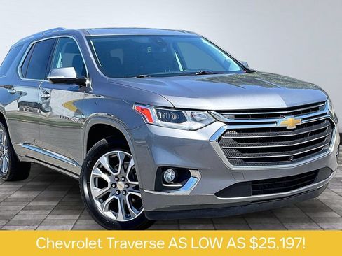 Used 2020 Chevrolet Traverse Premier FWD image 12