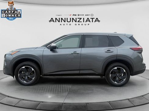 Certified 2026 Nissan Rogue SV AWD/4WD image 2