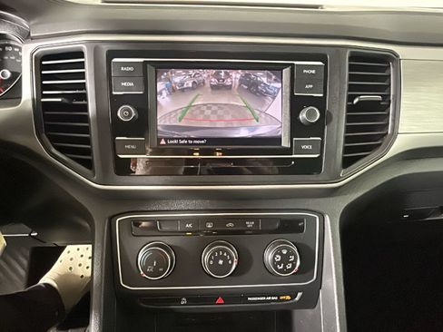 Used 2020 Volkswagen Atlas S w/ Towing Package AWD/4WD image 24