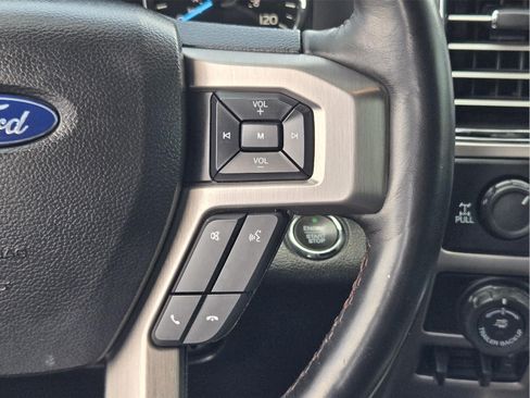 Used 2019 Ford F150 Platinum w/ Equipment Group 701A Luxury AWD/4WD image 28