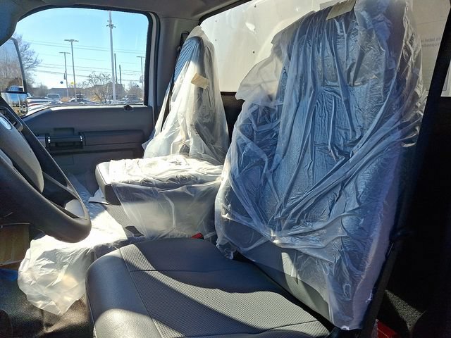 Used 2023 Ford F650 2WD Regular Cab Super Duty image 12