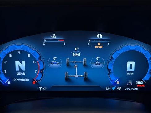Used 2025 Ford Bronco Badlands AWD/4WD image 19