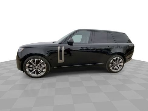 Used 2025 Land Rover Range Rover SE AWD/4WD image 7