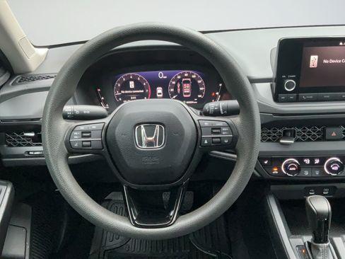 Used 2023 Honda Accord EX image 12