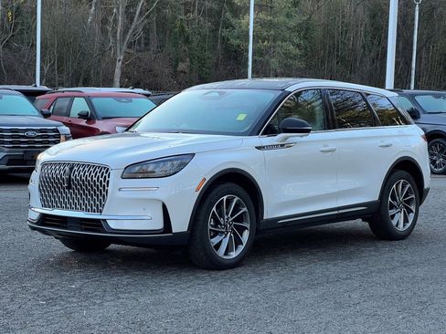 Used 2023 Lincoln Corsair Standard Sport Utility w/ Equipment Group 101A image 2