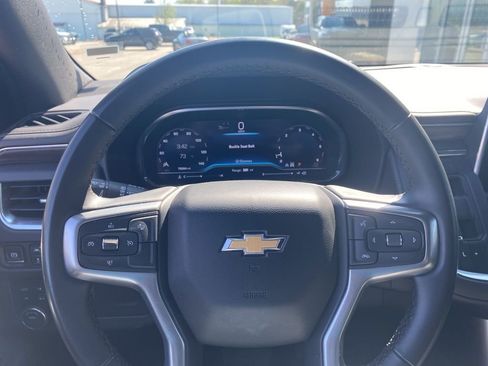 Used 2024 Chevrolet Suburban LT AWD/4WD image 11