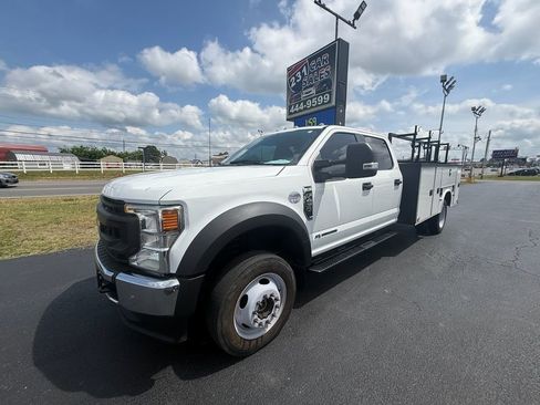 Used 2022 Ford F450 XL w/ Power Equipment Group AWD/4WD image 8