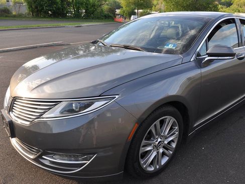 Used 2014 Lincoln MKZ w/ Equipment Group 101A Select FWD image 3