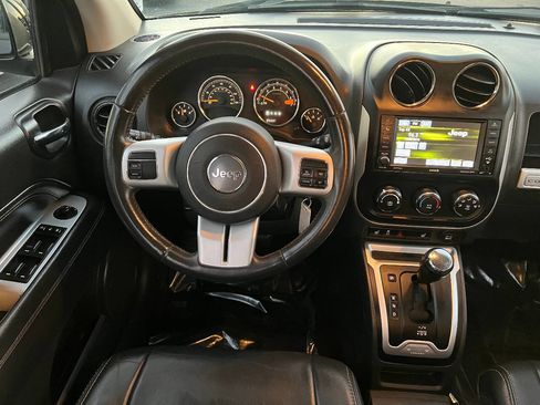 Used 2017 Jeep Compass High Altitude image 31