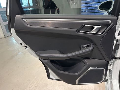 Used 2025 Porsche Macan GTS image 43