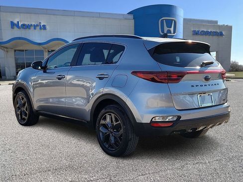 Used 2021 Kia Sportage S image 3