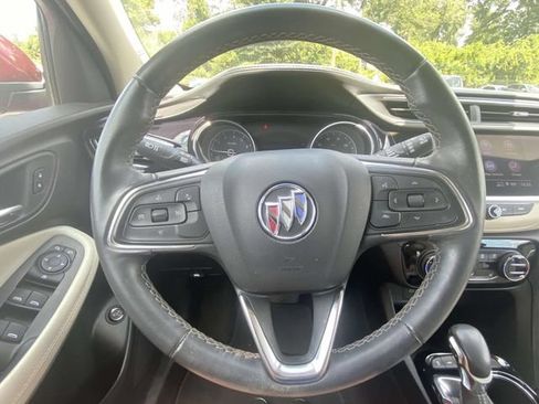 Used 2022 Buick Encore GX Select AWD/4WD image 18