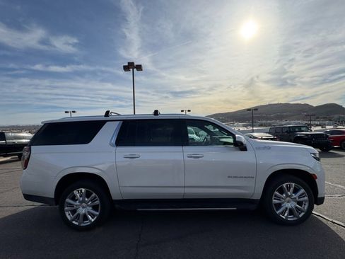 Used 2021 Chevrolet Suburban High Country image 6