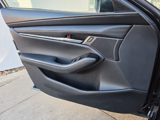Used 2025 MAZDA MAZDA3 s FWD image 23