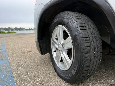 Used 2016 Chevrolet Trax LT FWD image 17