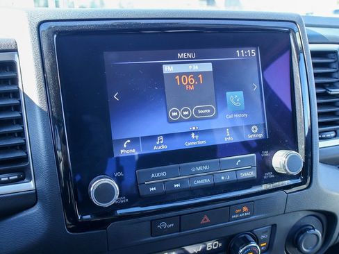 Used 2023 Nissan Frontier SV w/ SV Convenience Package image 5