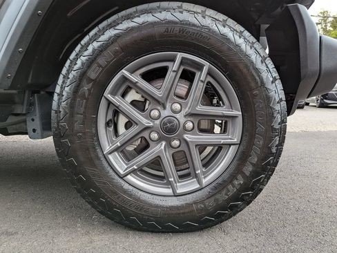 Used 2025 Jeep Wrangler Unlimited Sport AWD/4WD image 48