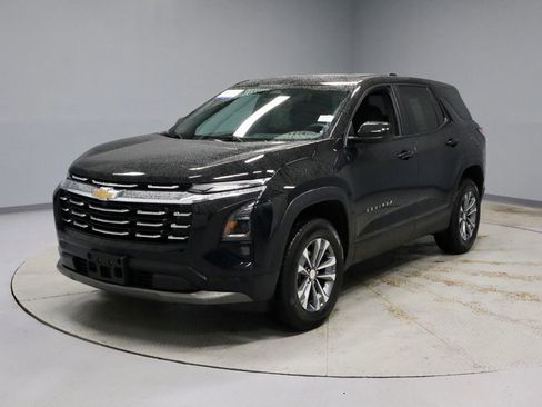 Used 2025 Chevrolet Equinox LT AWD/4WD image 7