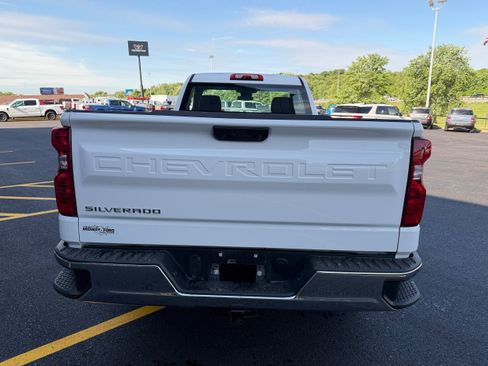 Used 2025 Chevrolet Silverado 1500 W/T RWD image 7