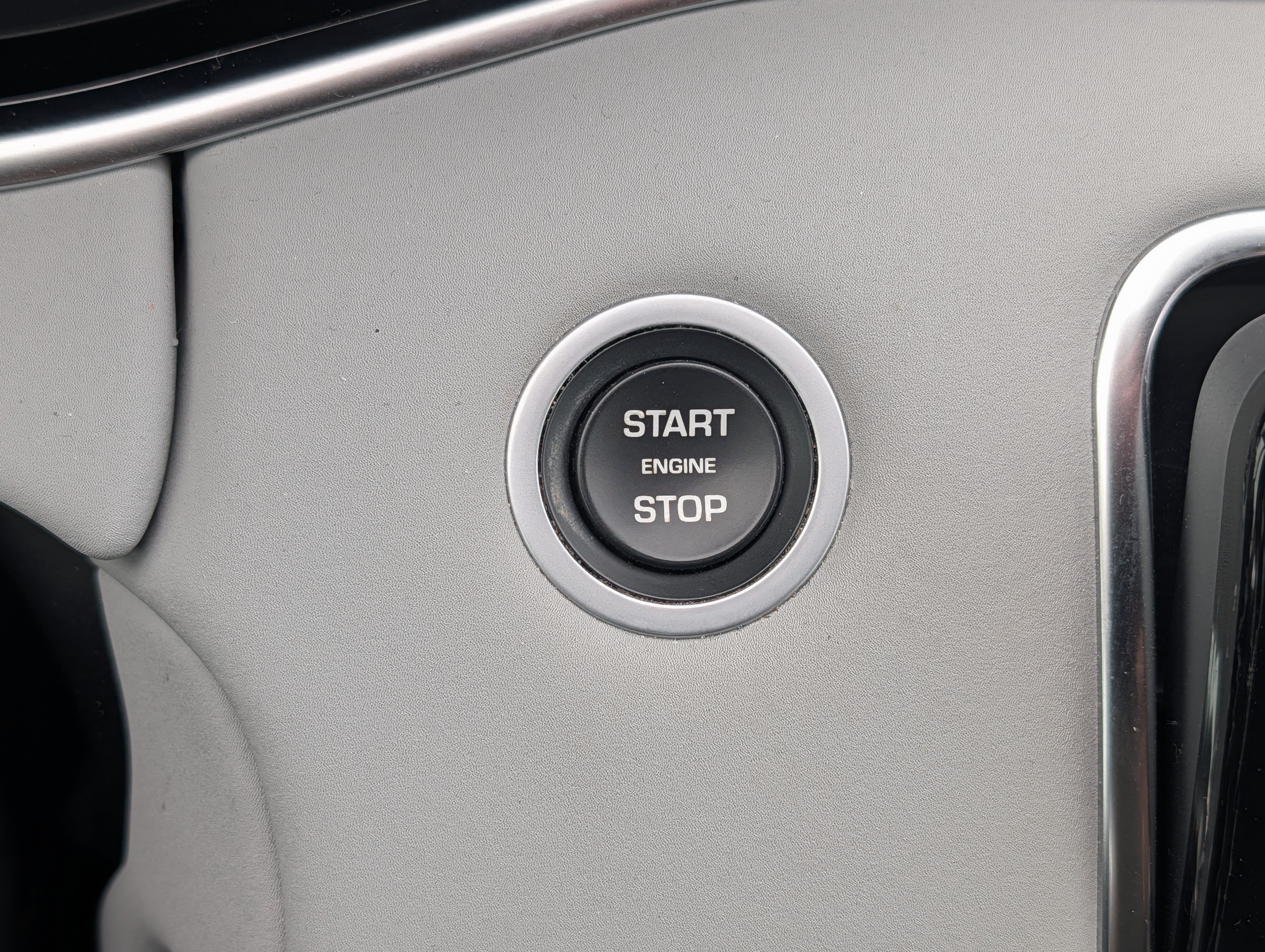 Used 2021 Land Rover Range Rover Evoque S AWD/4WD image 29
